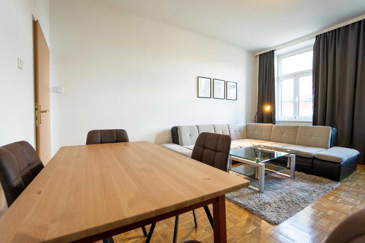 Two Bedrooms Family Apartamento Viena